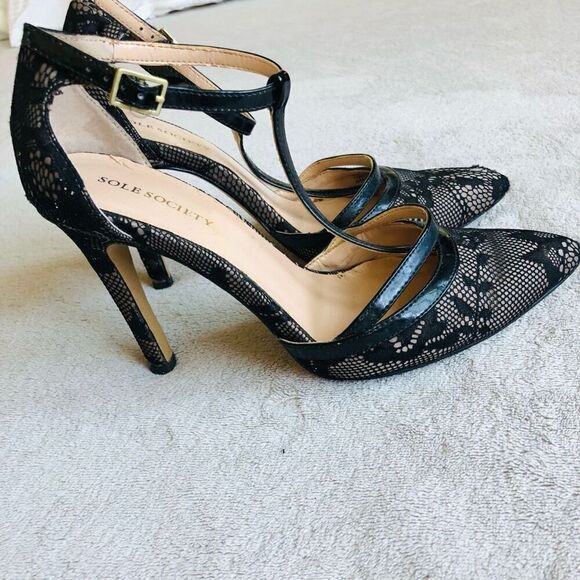 Sole Society Black Lace So Nicola Pointed Toe T-Strap Stiletto Pump - Picture 5 of 16